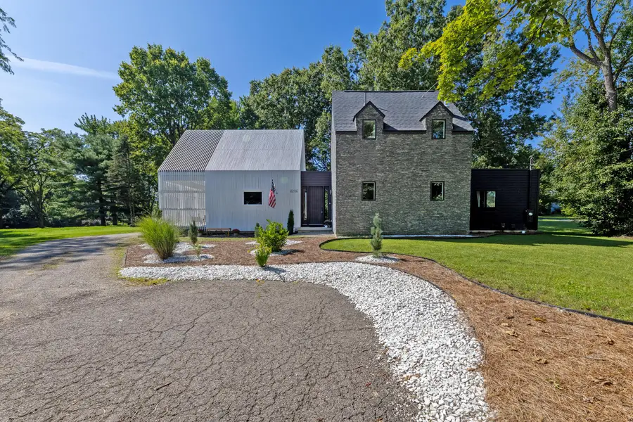 8206 Maxtown Road, Westerville, OH 43082 - #2