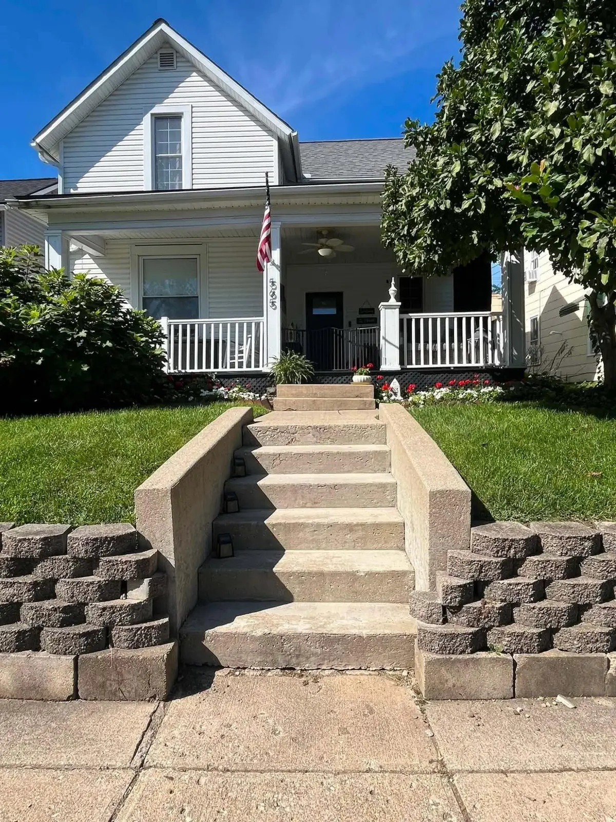 565 E Chestnut Street, Lancaster, OH 43130 - #1