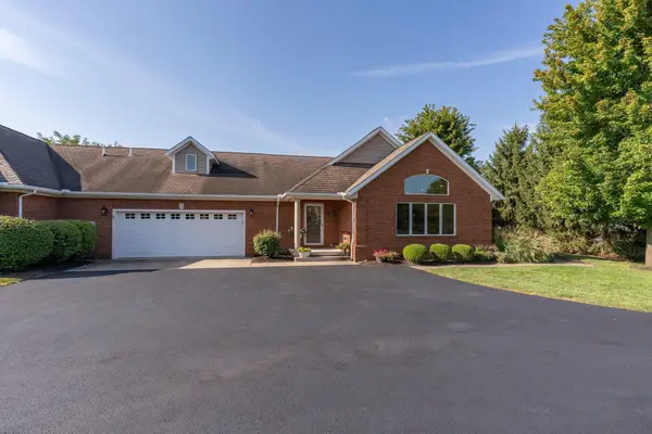 1082 Damon Drive, Washington Court House, OH 43160