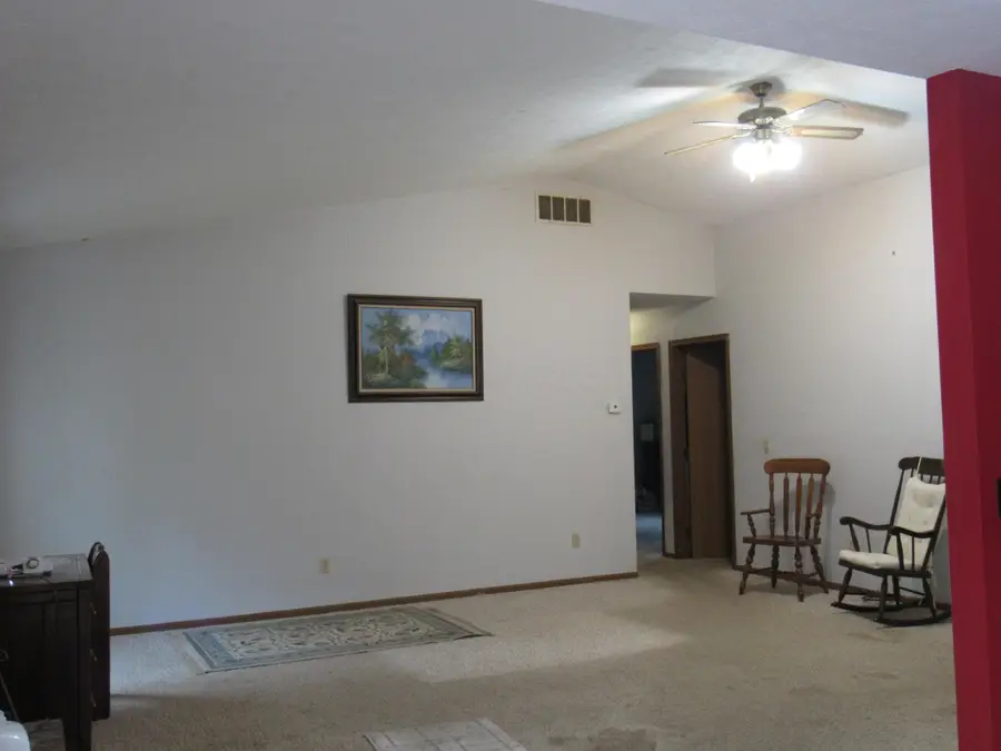 221 Tyler Avenue, Pataskala, OH 43062 - #3