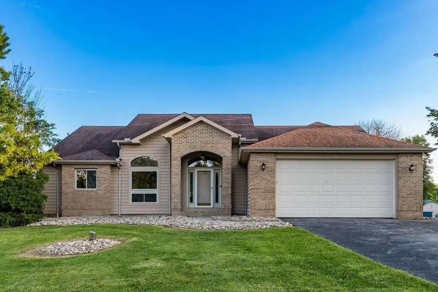 3333 Blacks Road Sw, Hebron, OH 43025 - #2