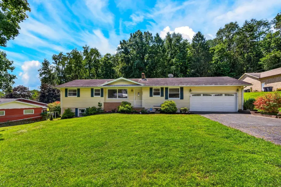 243 Lynwood Lane, Lancaster, OH 43130 - #2