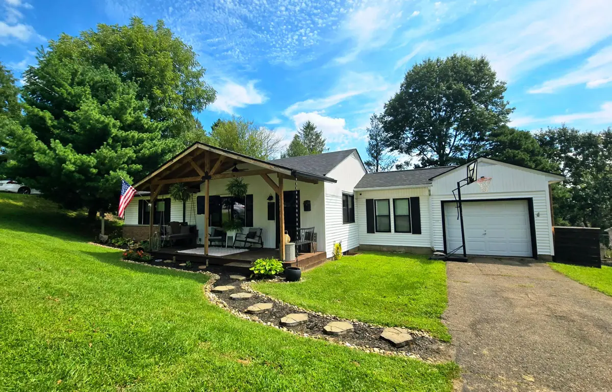 720 N Wood Street, Logan, OH 43138 - #1