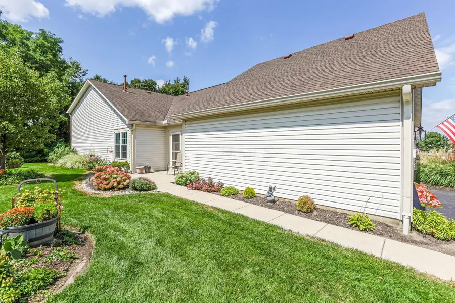 547 S Market Street, Lithopolis, OH 43136 - #2