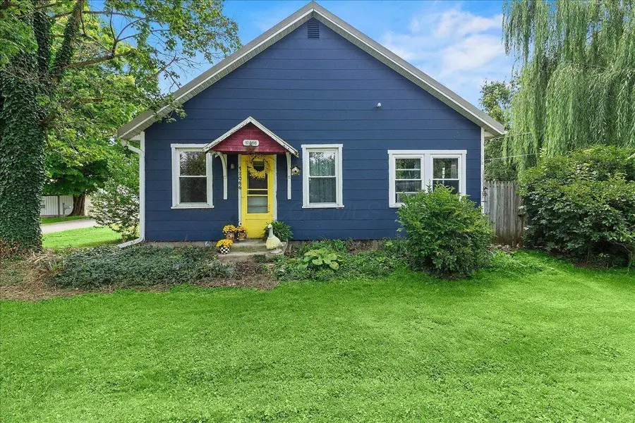 12066 Urbana Street, Middleburg, OH 43336 - #2