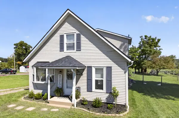 6675 National Road Se, Jacksontown, OH 43030