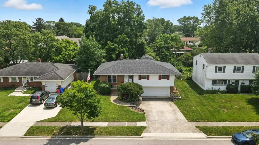 3890 Tamara Drive, Grove City, OH 43123 - #2