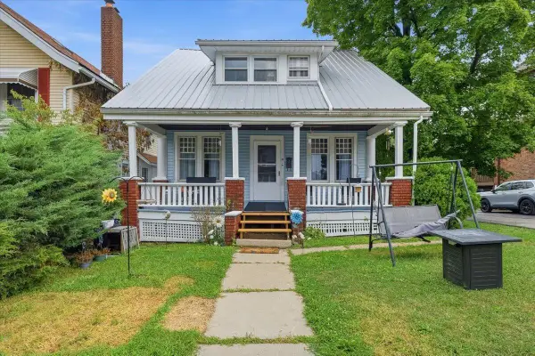 30 Helen Avenue, Mansfield, OH 44903