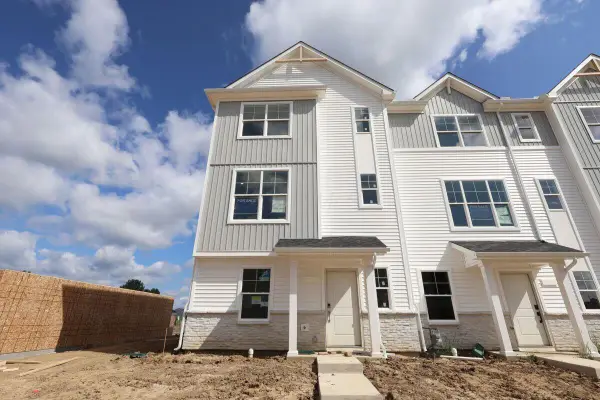 9224 Mount Drum Alley, Reynoldsburg, OH 43068