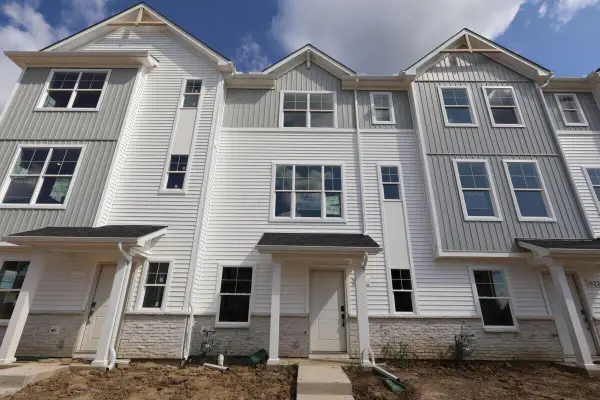 9226 Mount Drum Alley, Reynoldsburg, OH 43068