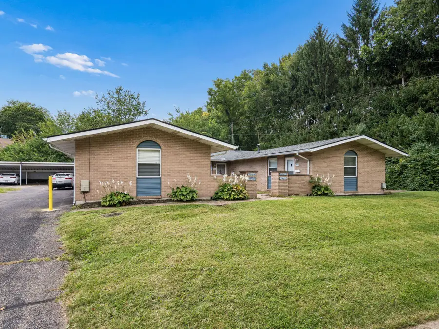 2400-2406 Red Coach Drive, Springfield, OH 45503 - #3