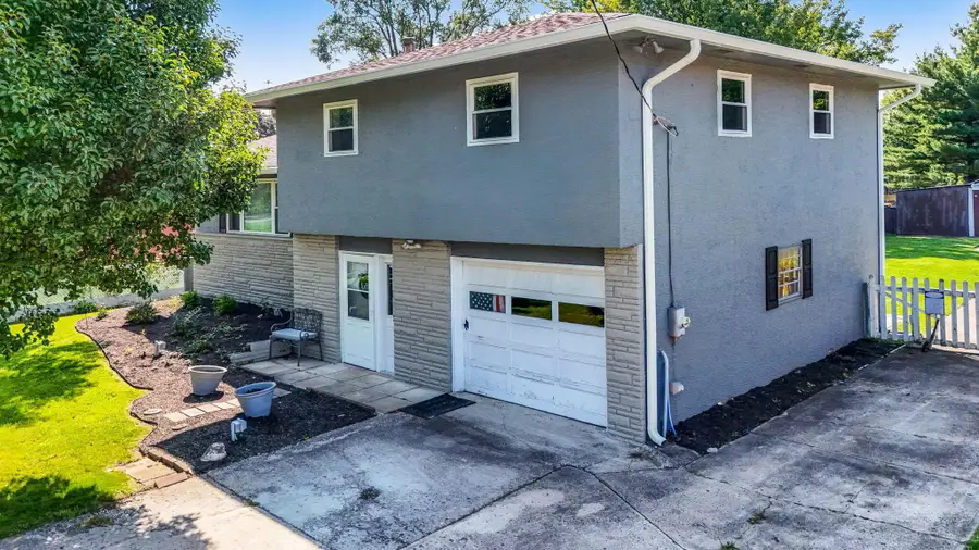 4475 Beacon Hill Road, Columbus, OH 43228 - #3