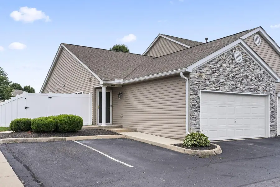 5164 Mantua Drive, Canal Winchester, OH 43110 - #2