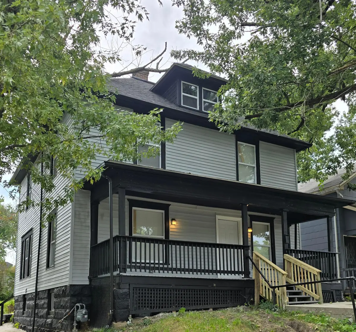 109 W 5th Street, Mansfield, OH 44902 - #1