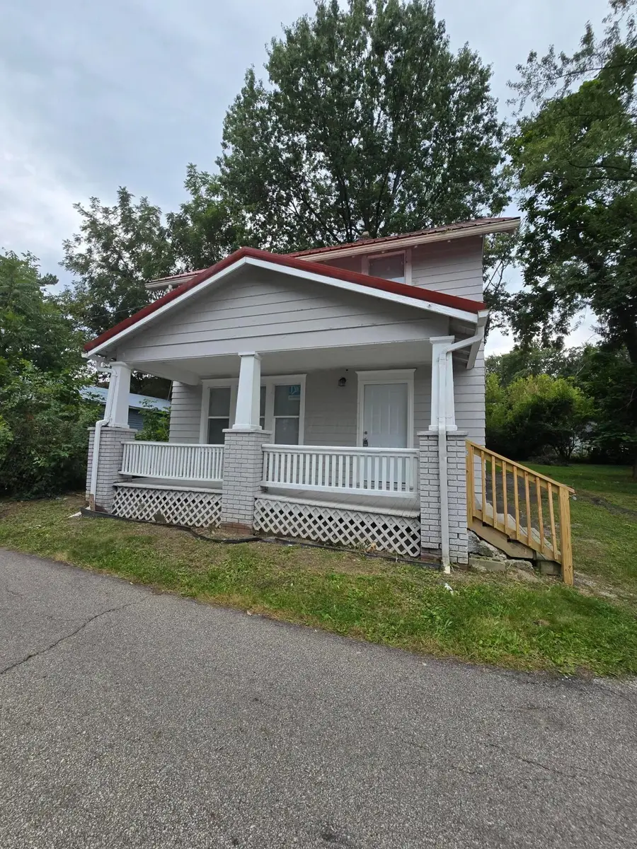 28 Cameron Avenue, Mansfield, OH 44902 - #2