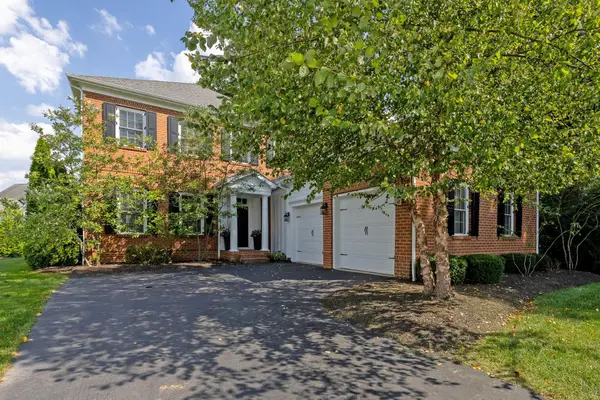 7800 Straits Lane, New Albany, OH 43054
