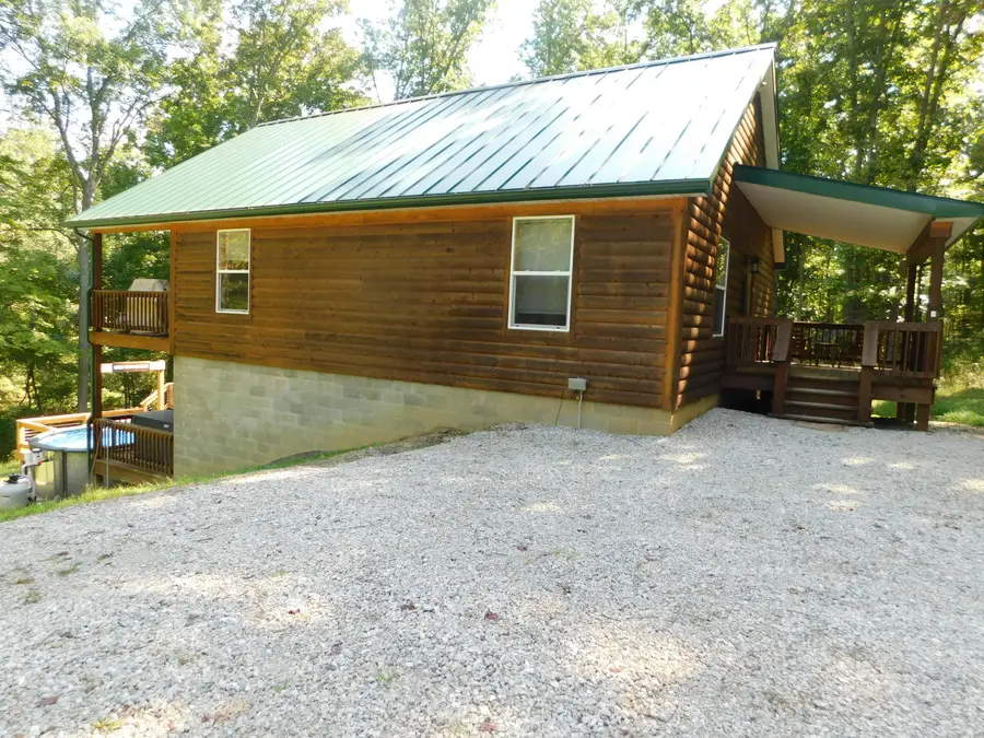 16716 Skinner Road, Logan, OH 43138 - #3