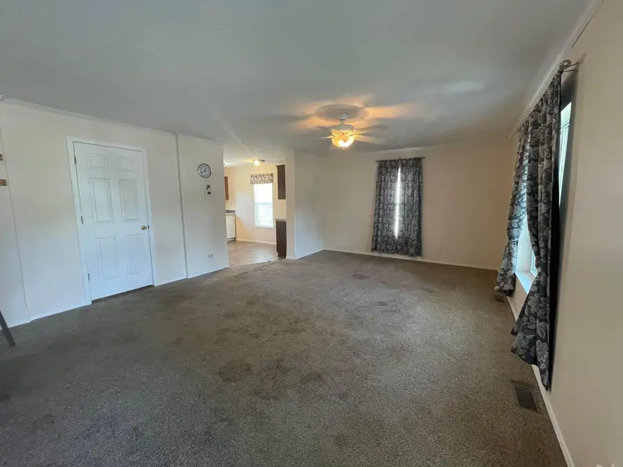 29 Scioto Street, Ashville, OH 43103 - #2