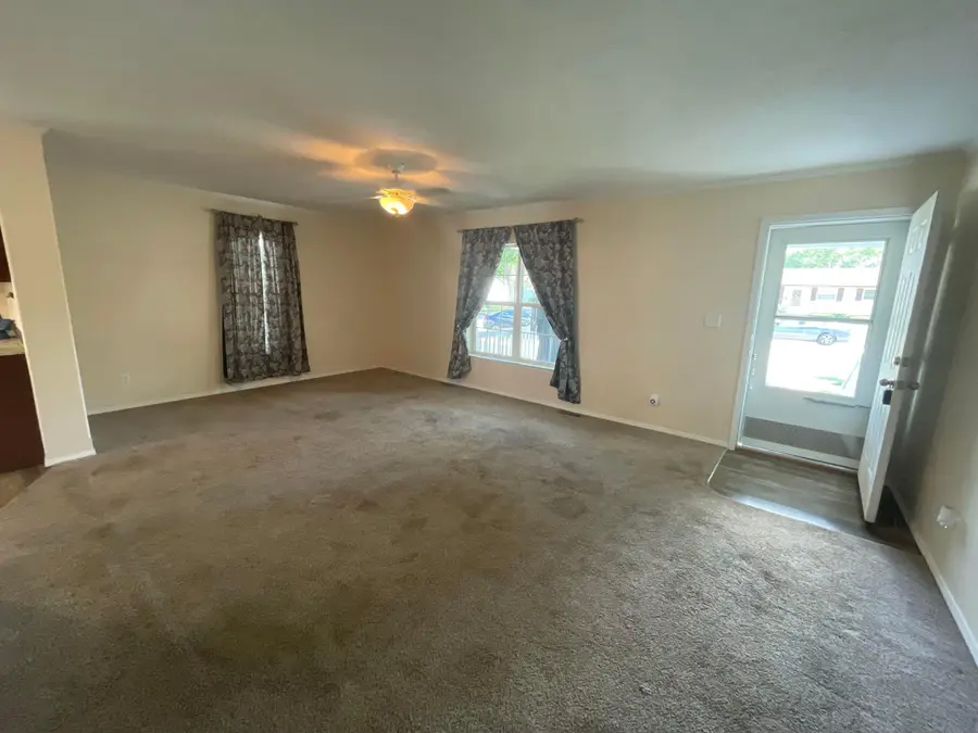29 Scioto Street, Ashville, OH 43103 - #3