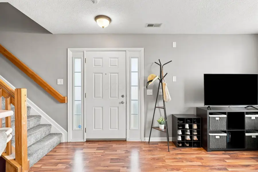 6058 Phar Lap Drive, New Albany, OH 43054 - #3