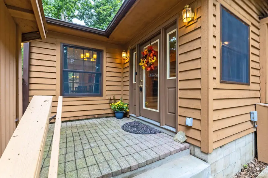 11 Shoreline Drive, Perrysville, OH 44864 - #3
