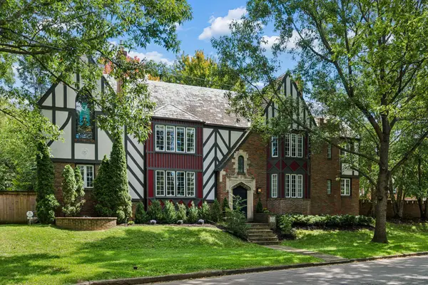 392 Rhoads Avenue, Columbus, OH 43205