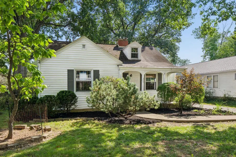 373 Glenmont Avenue, Columbus, OH 43214 - #3