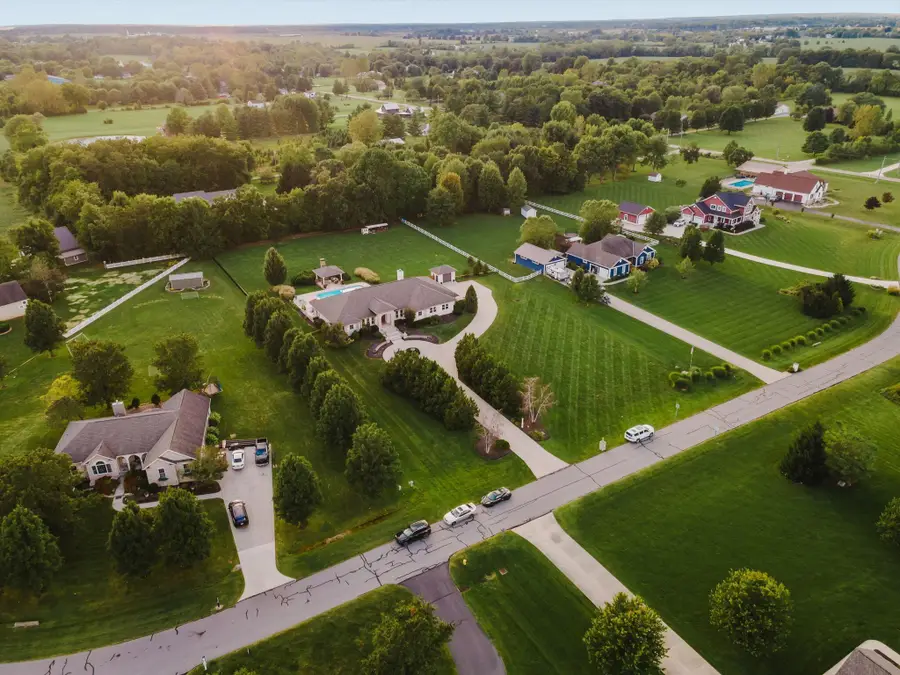 6430 Irish Hills Drive, Delaware, OH 43015 - #2