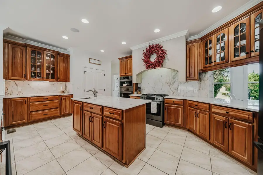 6430 Irish Hills Drive, Delaware, OH 43015 - #3