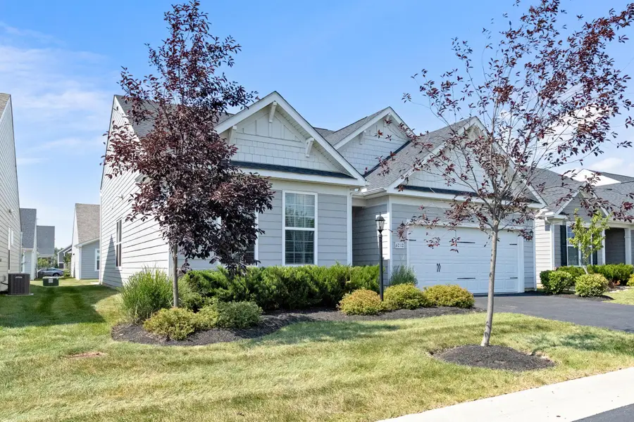 6212 Bishop Boulevard, Powell, OH 43065 - #3