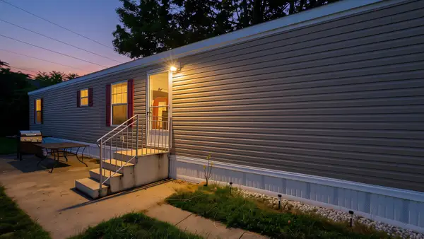 2445 Columbus-lancaster Road Nw, Lancaster, OH 43130