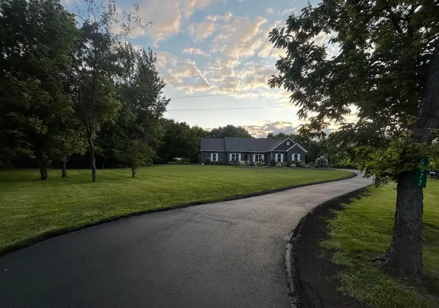 6377 Harrisburg Georgesville, Grove City, OH 43123 - #3