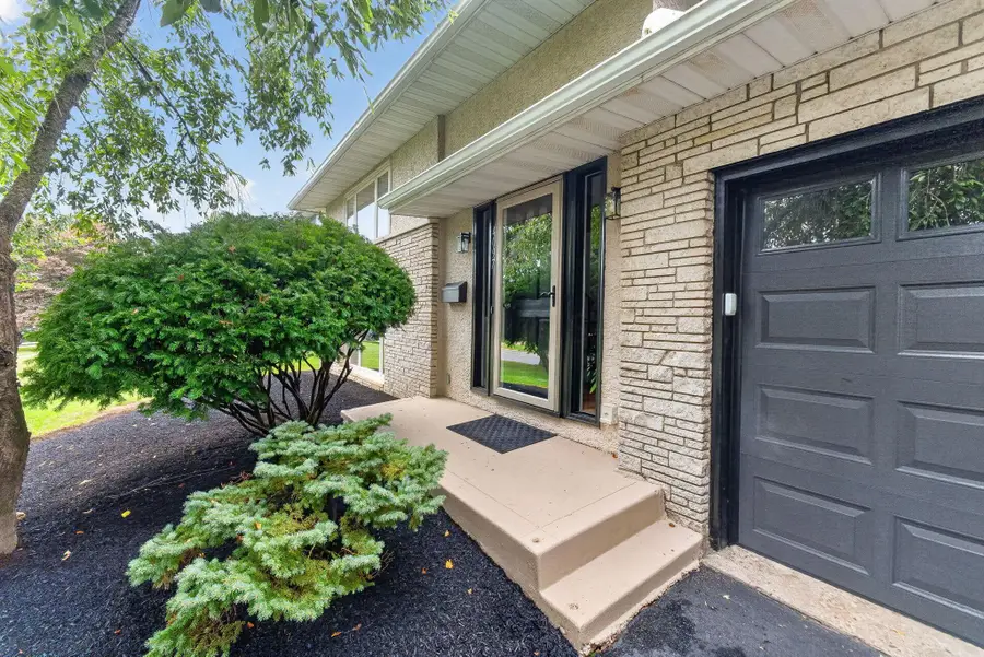4097 Pegg Avenue, Columbus, OH 43214 - #3