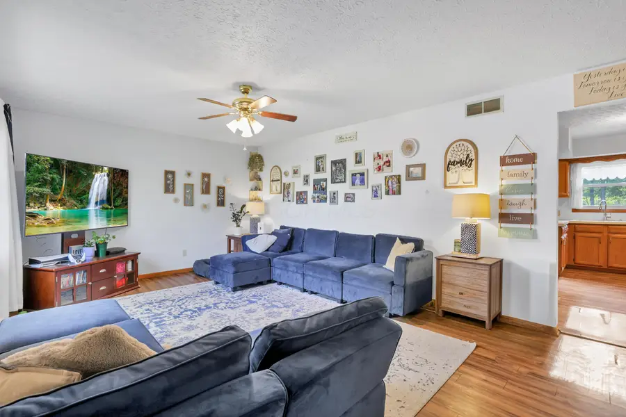 104 Cavalcade Lane Sw, Pataskala, OH 43062 - #3