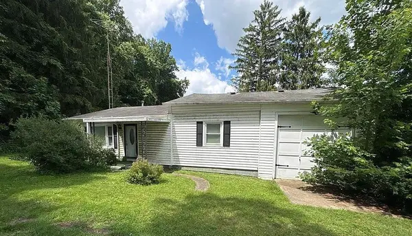 942 Meadowview Avenue, Lancaster, OH 43130