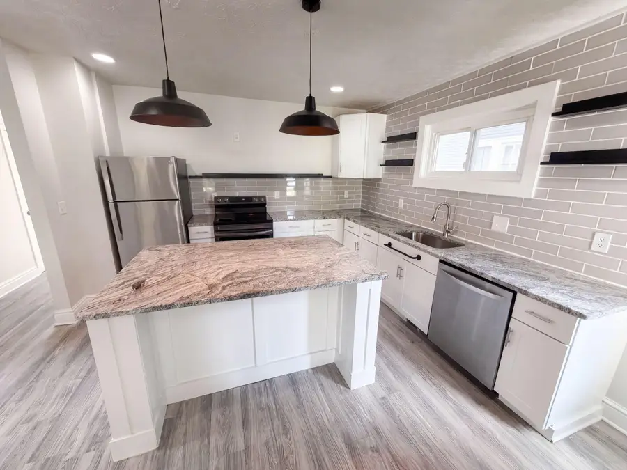 926 Ellsworth Avenue, Columbus, OH 43206 - #2