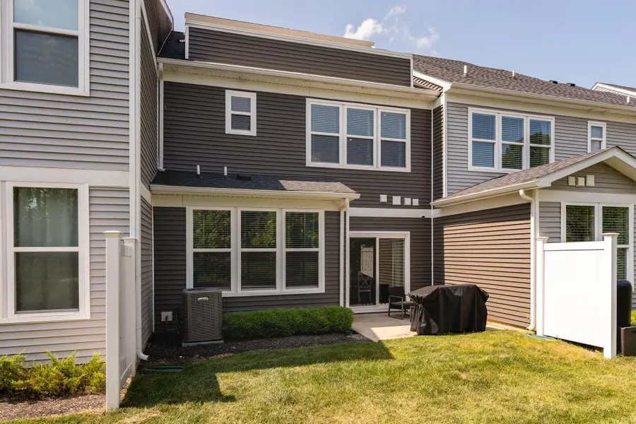 3350 Abberley Drive, New Albany, OH 43054 - #2