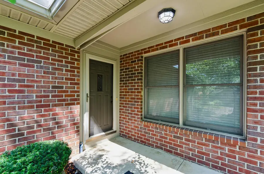 5554 Brighton Hill Lane, Dublin, OH 43016 - #3