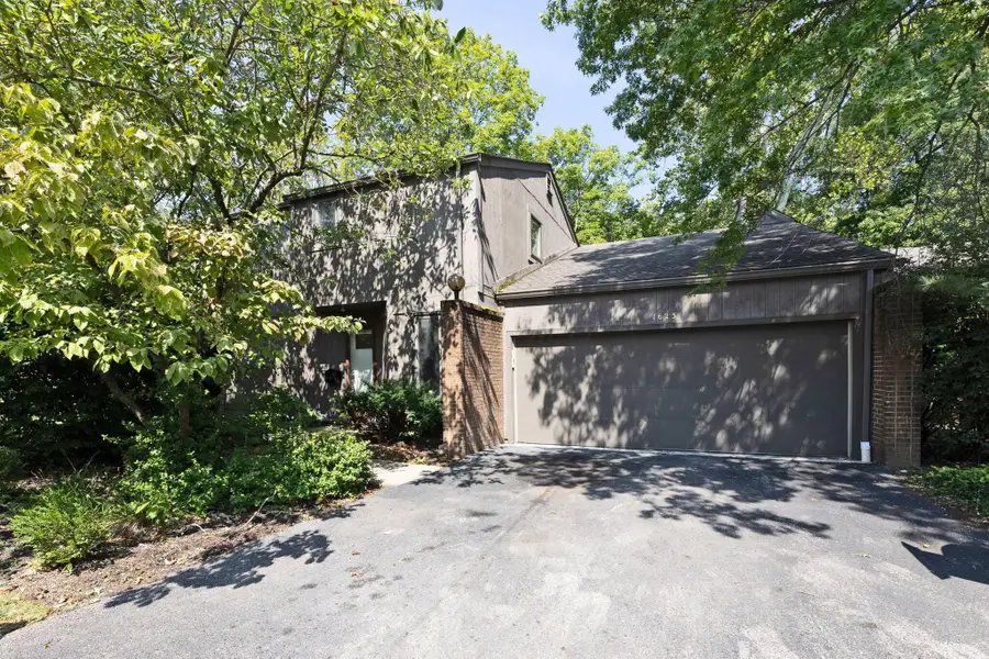 1623 Coppertree Road, Columbus, OH 43232 - #2