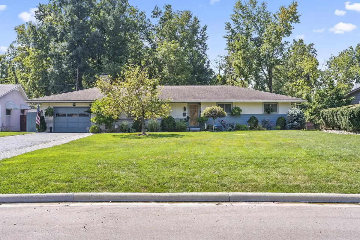 299 Woodsview Drive, Canal Winchester, OH 43110 - #1