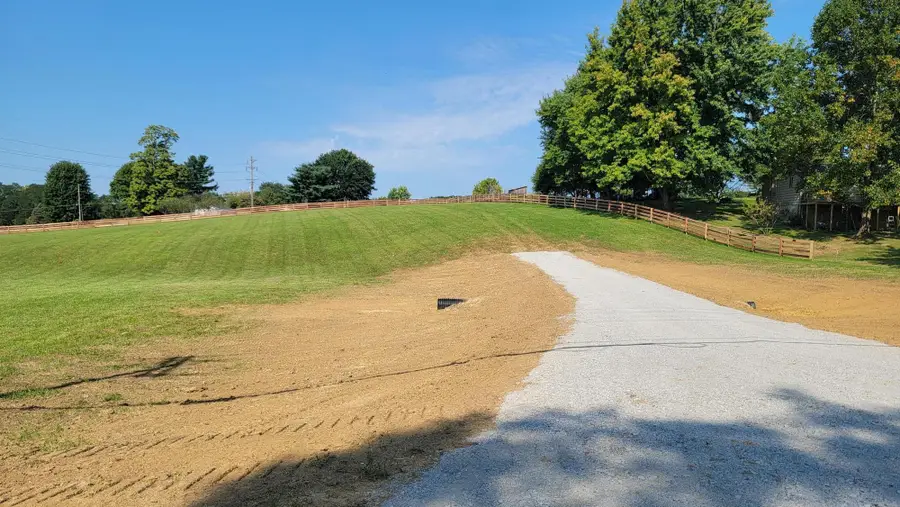 7827 Zion Road Nw, Somerset, OH 43783 - #2