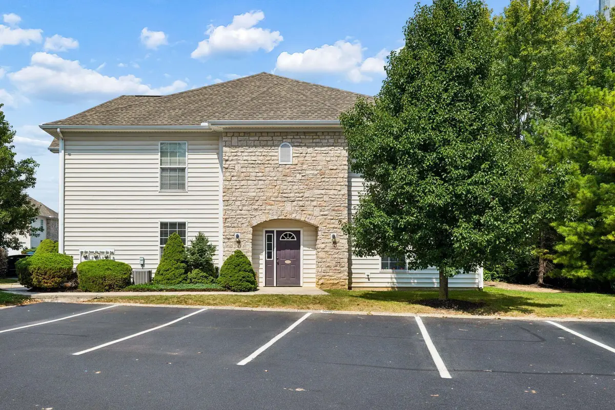 5600 Vintage Place, Dublin, OH 43016 - #1