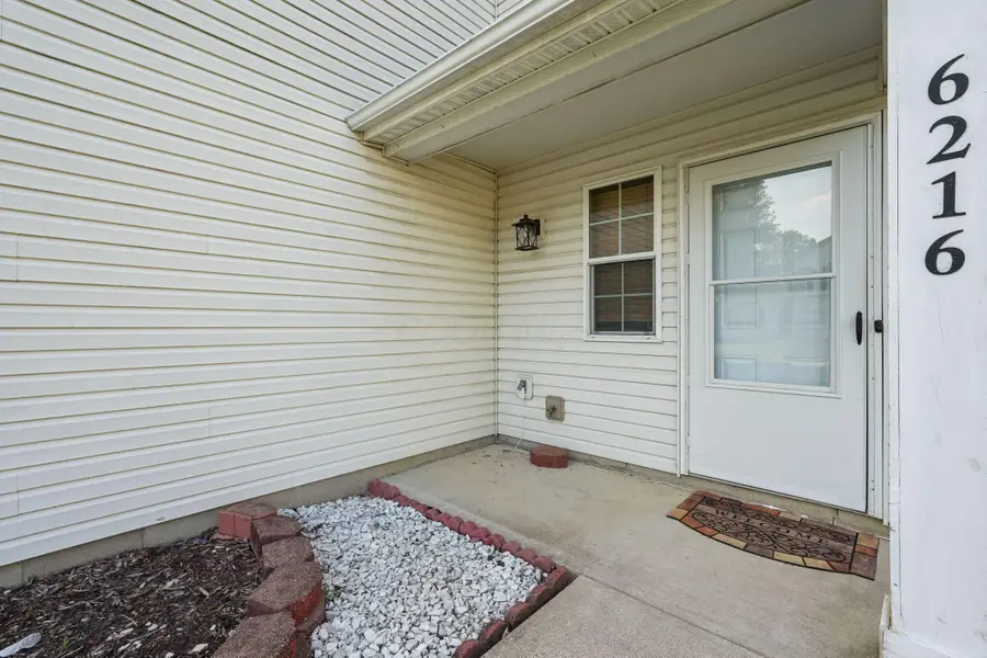 6216 Kensington Glen Drive, Canal Winchester, OH 43110 - #3