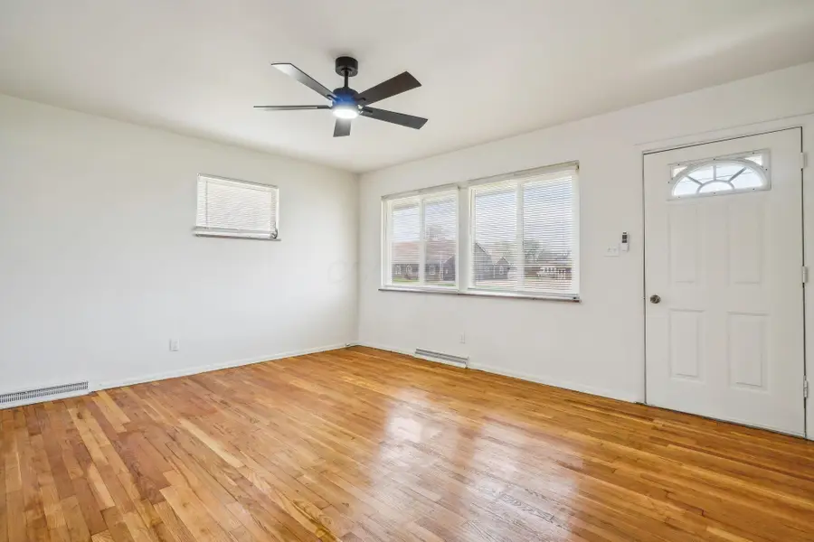 1880 Fairwood Avenue, Columbus, OH 43207 - #2