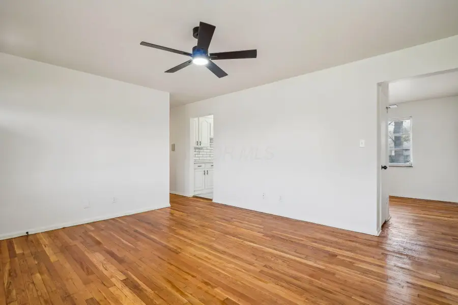 1880 Fairwood Avenue, Columbus, OH 43207 - #3