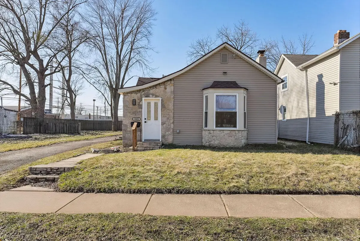 2481 Osceola Avenue, Columbus, OH 43211 - #1