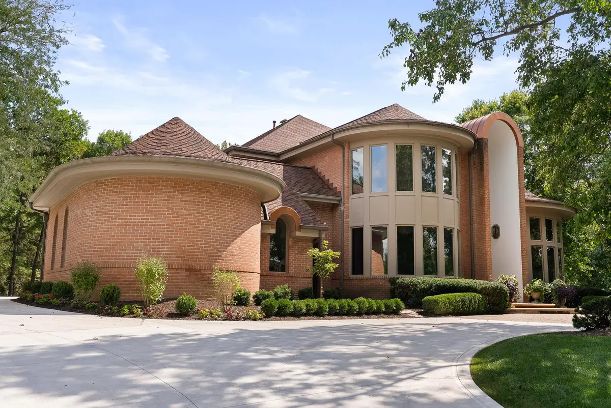 1801 Strathshire Hall Lane, Powell, OH 43065 - #1