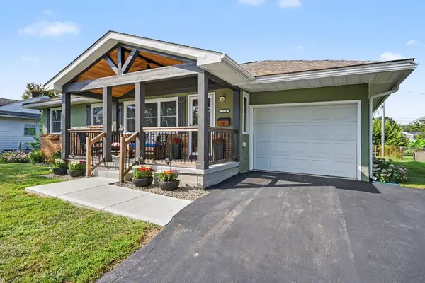 2754 Dennis Lane, Grove City, OH 43123
