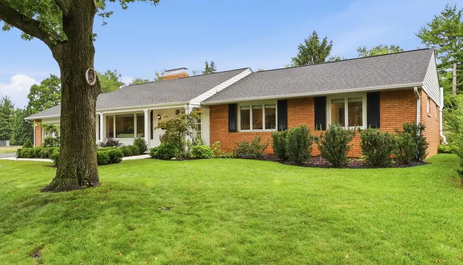 2033 Chardon Road, Columbus, OH 43220 - #2