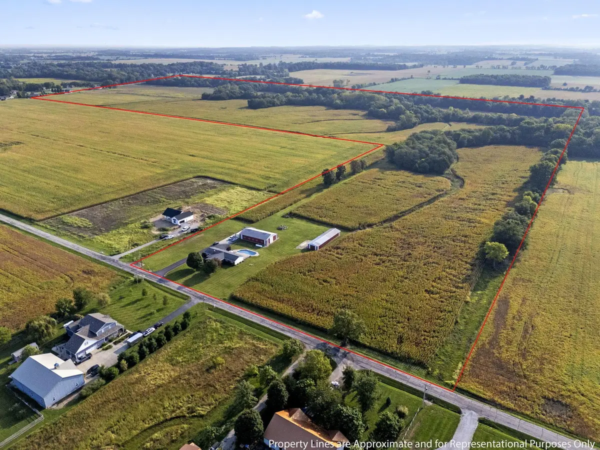 13450 Hoover Road, Ashville, OH 43103 - #1